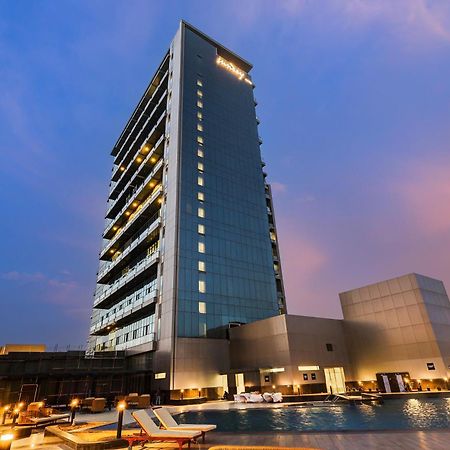 Sunday Hotels And Residences Gurgaon Exterior photo