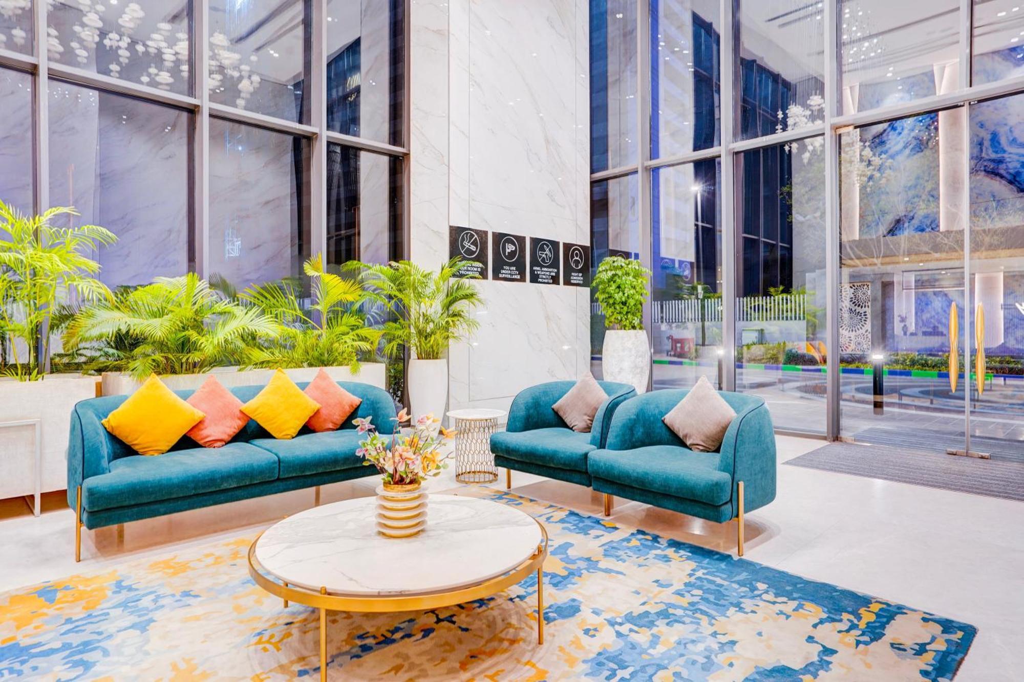 Sunday Hotels And Residences Gurgaon Exterior photo